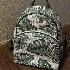 Michael Kors Abbey Vanilla Olive Backpack Palm Leaves